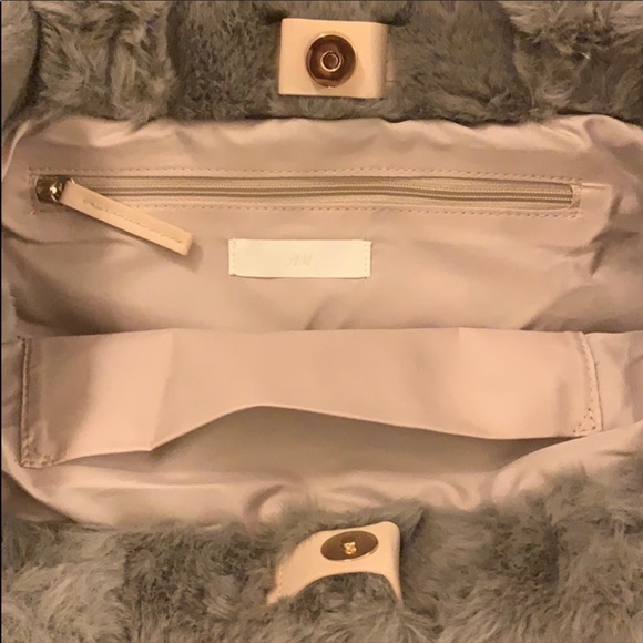 H&M Faux Fur Shopper - Picture 4 of 12